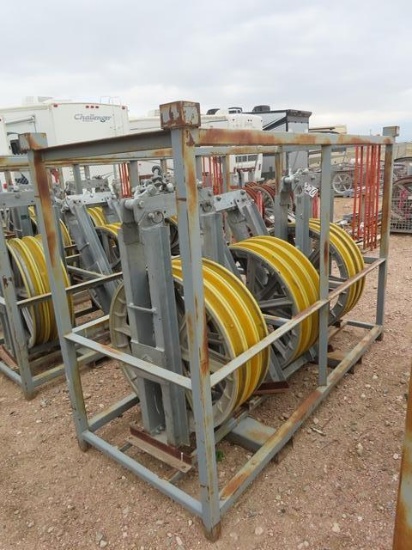 (3) 32", 20,000# Bundle Blocks, header bar and rack (DAY 2) (CO)