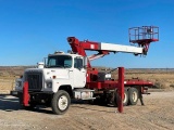 1996 ELLIOT Model ECG-4-85, 85' Aerial Lift, equipped with 4-section boom, 6,000# capacity, 36