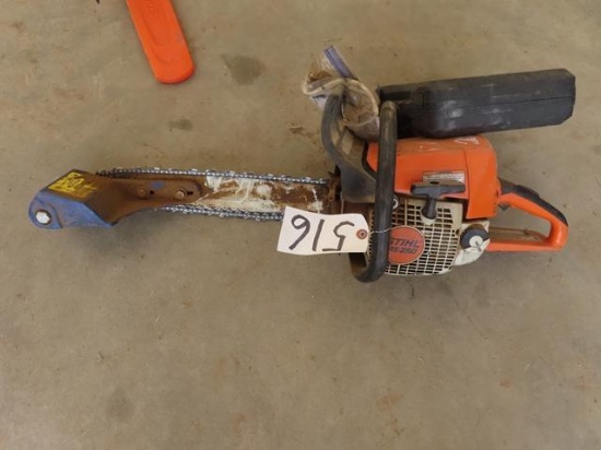 STIHL MS250 Chain Saw, with log head (CO)