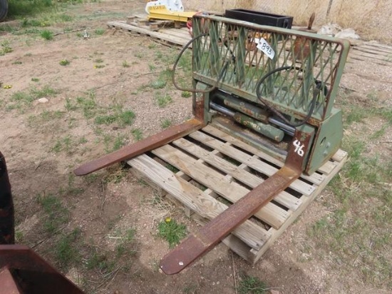 40" Hydraulic Clamping Forks, 4,000# capacity (Lull 10K) (CO)