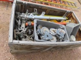 Energized Wire Supports and Insulator Holders (CO)