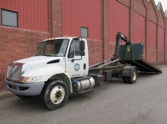2016 INTERNATIONAL Model 4300 SBA Hook Lift Truck, VIN# 1HTMMMML9GH268710, powered by Cummins