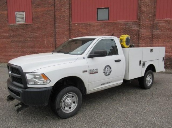 2017 RAM Model 2500 HD 4x4 Service Truck, VIN# 3C6MR5AJ5HG571848, powered by Hemi 6.4L gas engine