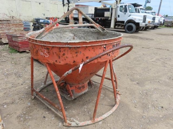 GARBRO 1 Cubic Yard Concrete Bucket