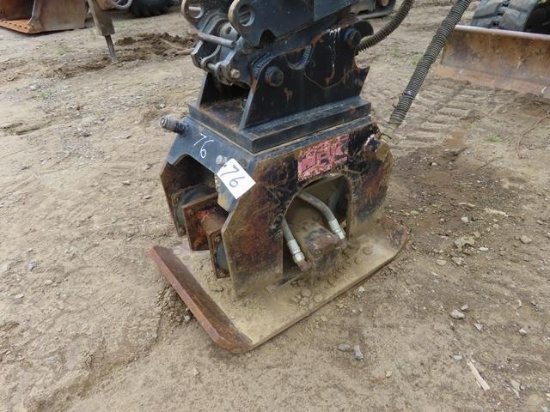 NPK 24" Hydraulic Plate Compactor
