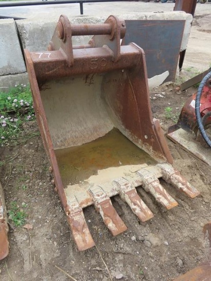 ESCO 36" Digging Bucket (Komatsu PC170)