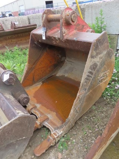 48" Digging Bucket (Komatsu PC170)