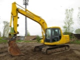 1998 KOMATSU Model PC120-6 Hydraulic Excavator, s/n 61001, powered by Komatsu diesel engine,