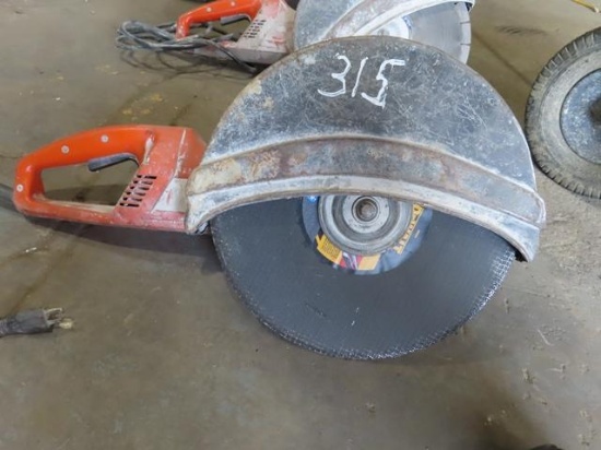 HUSQVARNA Electric Demo Saw
