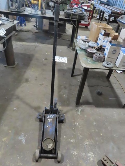 Hydraulic Floor Jack