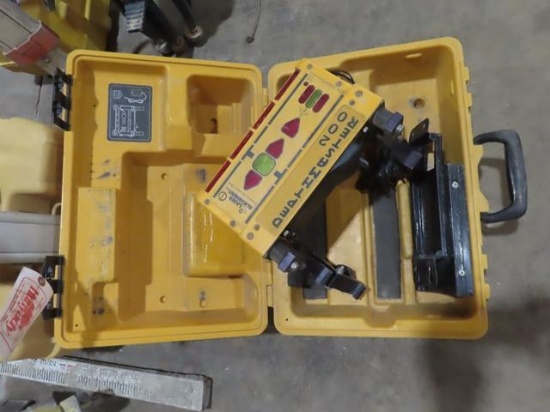 LASER ALIGNMENT Depth Master 200 Constant Accuracy Band Depth Indicator