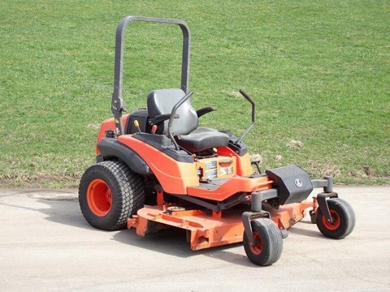 2013 KUBOTA Model ZD331LP Zero Turn Lawn Mower, s/n 38081, powered by Kubota 3 cylinder diesel
