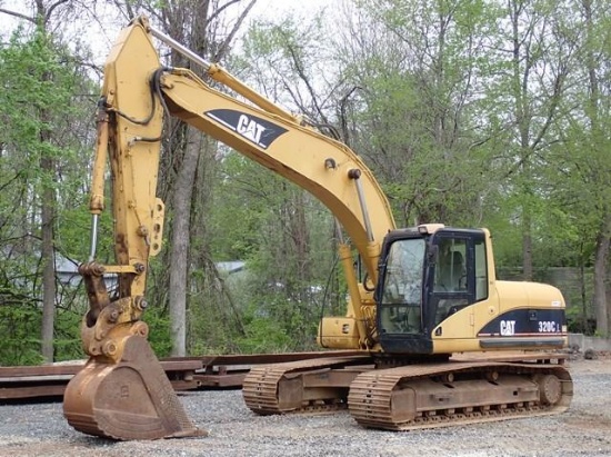 2005 CATERPILLAR Model 320C Hydraulic Excavator, s/n PAB03313, powered by Cat diesel engine and