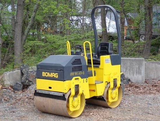 2006 BOMAG Model BW90AD-2 Tandem Vibratory Roller, s/n 101460522663, powered by Kubota diesel engine