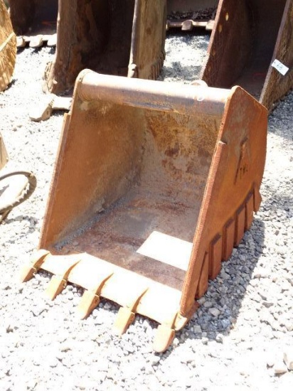 30" Digging Bucket (Wain Roy)