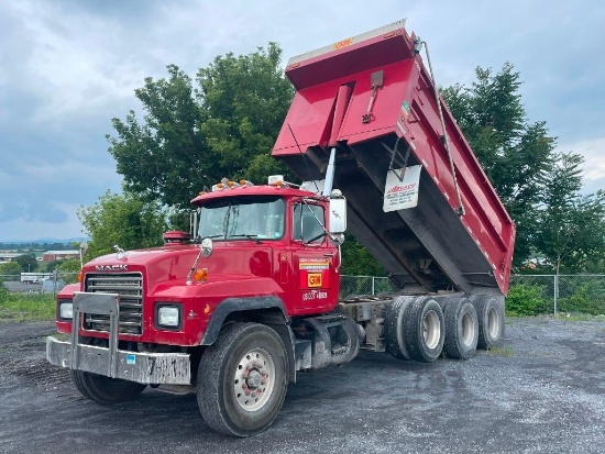 2001 MACK Model RD688S Tri-Axle Dump Truck, VIN# 1M2P267C61M058745, powered by Mack E7-350, 350HP