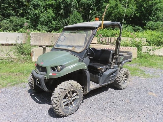 2017 JOHN DEERE Model XUV590I, 4x4 Gator, VIN# 1M0590TETHM020402, powered by JD gas engine and