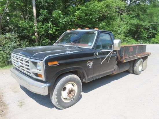 1986 FORD Model F-350XL Flatbed Truck, VIN# 1FDKF3714GKA73499, powered by 7.3L diesel engine and