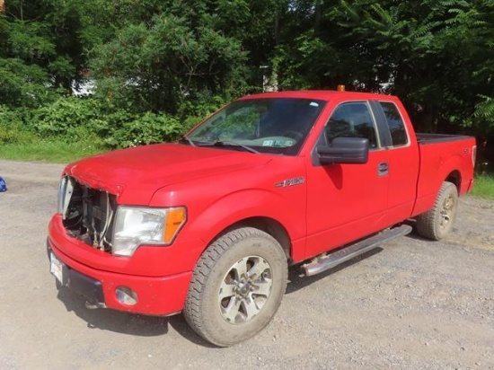 2013 FORD Model F-150 STX, 4x4 Quad Cab Pickup Truck, VIN# 1FTFX1EF0DFD16610, powered by 5.0L gas