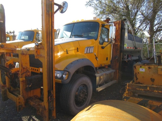 09 Mack GU713  Dump YW 6 cyl  Started with Jump