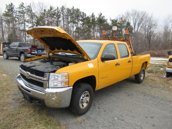 "10 Chevrolet C3500  Pickup YW 8 cyl AT PB PS R AC VIN: 1GC4CZBG3AF144616; Defects: Body Damage; Exh