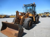 09 Case 621E 2 Yard Loader YW 6 cyl Diesel (Hours: unknown) Defects: Body damage; Missing parts; NUM