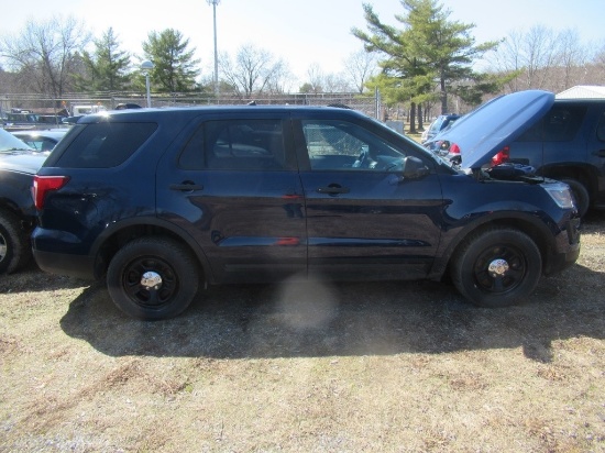 16 Ford Explorer  Subn BL 6 cyl  4X4; Started with Jump on 3/22/21 AT PB PS R AC PW VIN: 1FM5K8AT1GG