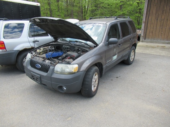 05 Ford Escape  Subn GY 5 cyl  Hybrid; Did not Start on 5/13/21 AT PB PS R AC PW VIN: 1FMYU96H75KD54