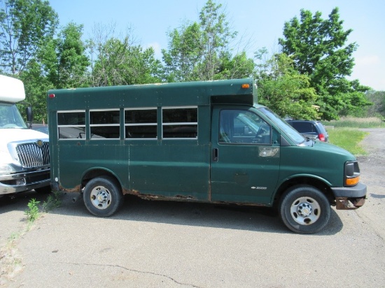 05 Chevrolet Express  Van GR 8 cyl  Did not Start on 6/8/21 AT PB PS R AC VIN: 1GBHG35U051158288; De