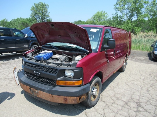 07 Chevrolet G2500 Express  Van RD 8 cyl  Started with Jump on 6/8/21 AT PB PS R AC PW VIN: 1GCGG25V