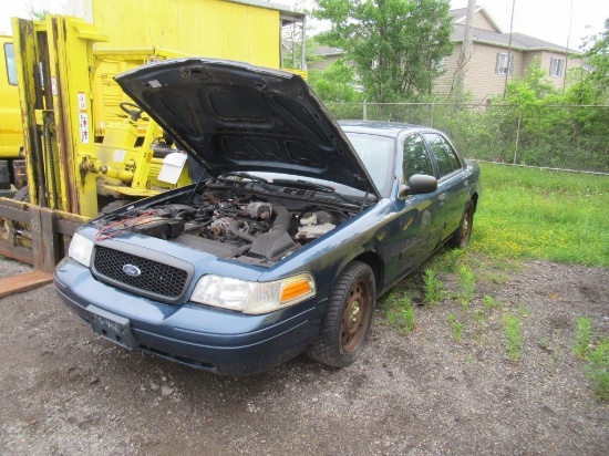 10 Ford Crown Victoria  4DSD BL 8 cyl  Did not Start on 6/14/21 AT PB PS R