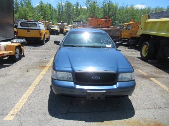 09 Ford Crown Victoria  4DSD BL 8 cyl  Started with Jump on 6/14/21 AT PB P