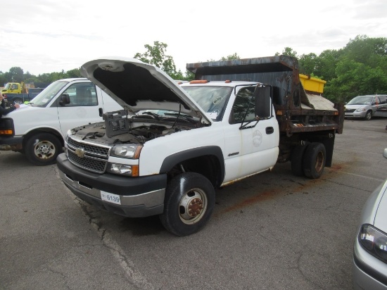 05 Chevrolet K3500  Dump WH 8 cyl  4X4; Did  not Start on 6/23/21 AT PB PS R VIN:  1GBJK34U85E339942