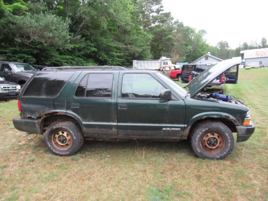 04 Chevrolet Blazer   GR 6 cyl  Started with Jump on 7/7/21 AT PB PS R AC PW VIN: 1GNDT13X34K164576;