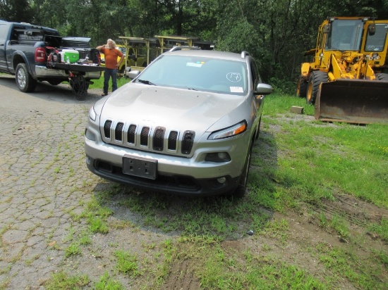 "15 Jeep Cherokee  Subn GY 6 cyl  4X4; No Rear Drive Shaft; Started on 7/20