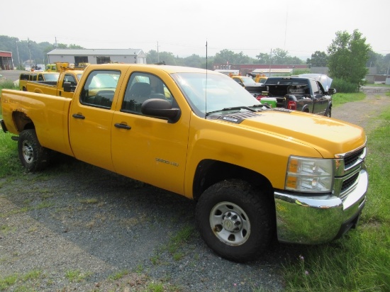 "10 Chevrolet C3500  Pickup YW 8 cyl  Diesel; Started with Jump on 7/20/21