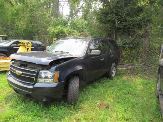 "09 Chevrolet Tahoe  Subn BL 8 cyl  4X4; former kennel setup; Did not Start