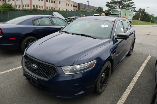 15 Ford Taurus  4DSD BL 6 cyl  4X4; No Start 8/10 AT PB PS R AC PW VIN: 1FAHP2MTXFG146376; Defects: 