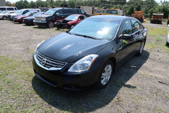 12 Nissan Altima  4DSD BK 4 cyl  Rebuild Title AT PB PS R AC PW VIN: NY74989; Defects: SEIZURE/DEFEC