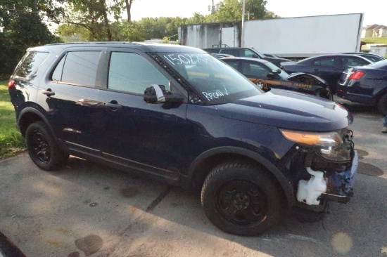 "15 Ford Explorer  Subn BL 6 cyl AWD;Engine/Transmission apart; Didnt Start 8/25/21 AT PB PS R AC PW