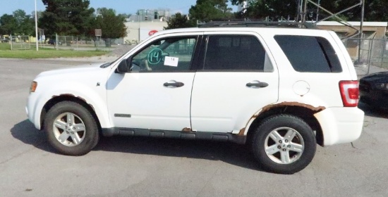 "08 Ford Escape  Subn WH 4 cyl  Hybrid; Did not Start on 8/25/21 AT PB PS R AC PW VIN: 1FMCU49H78KE4