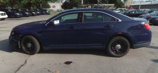 "14 Ford Taurus  4DSD BL 6 cyl  Started w Jump on 8/25/21 AT PB PS R AC PW VIN: 1FAHP2MT6EG172178; D