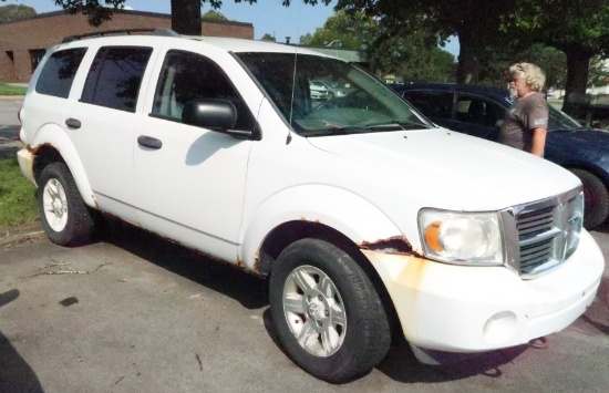 "09 Dodge Durango  Subn WH 8 cyl  Did not Start on 8/25/21 AT PB PS R AC PW VIN: 1D8HB38P59F712709; 