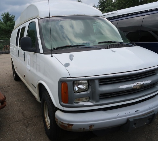 01 Chevrolet G3500 Express  Van WH 8 cyl  No Exhaust; Did not Start on 9/14