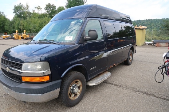 06 Chevrolet G3500 Express  Subn BL 8 cyl Whlchair; Started w Jump 9/14/21