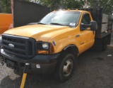 06 Ford F350  Stake Body YW 8 cyl  4X4; Diesel; Did not Start on 9/21/21 AT PB PS R AC VIN: 1FDWF37P