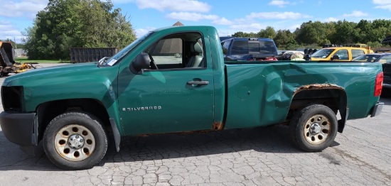 07 Chevrolet C1500  Pickup GR 8 cyl  Started on 9/28/21 AT PB PS R VIN: 1GCEC14087E564456; Defects: 