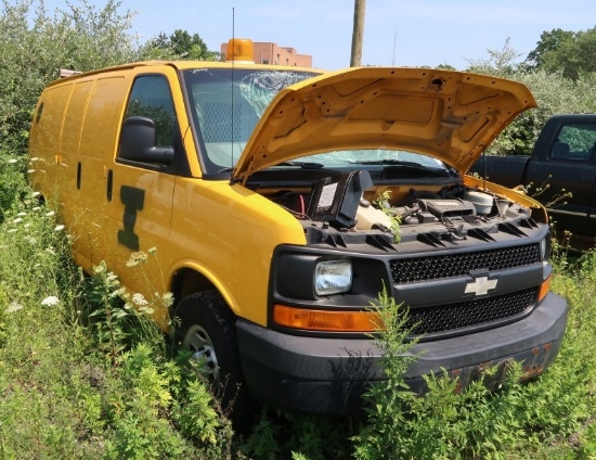 07 Chevrolet G2500  Van YW 8 cyl  Started w Jump on 8/12/21 AT PB PS AC VIN: 1GCGG25VX71167139; Defe