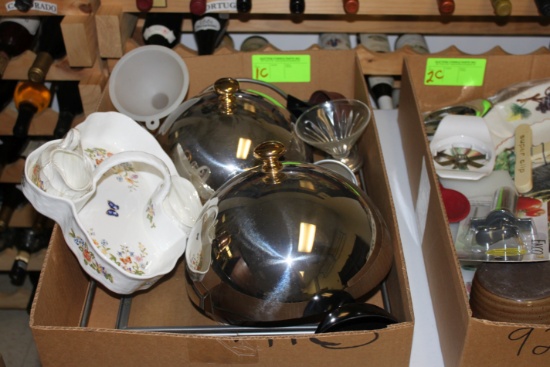 Miscellaneous covers, trays and serving utensils