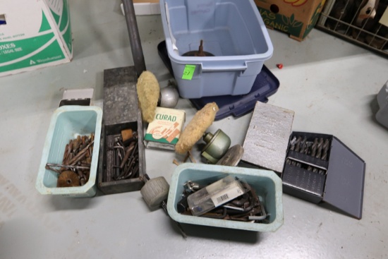 Box of buffer heads, loose drill bits and hex keys, and 2 drill indexes